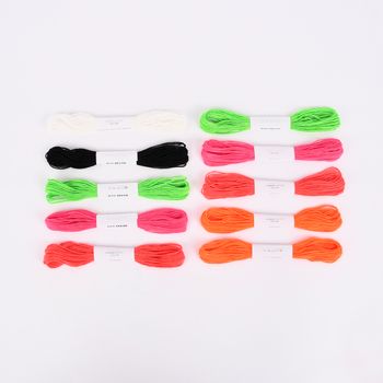 Rico Design Stickgarnset Multicolour 24-teilig - 8m Bunte Stickgarne Für Kreative Projekte